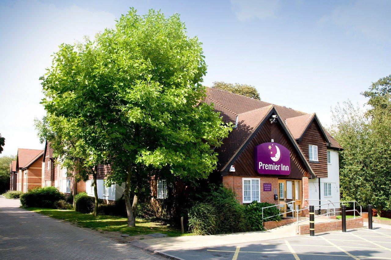 Premier Inn הארלו מראה חיצוני תמונה