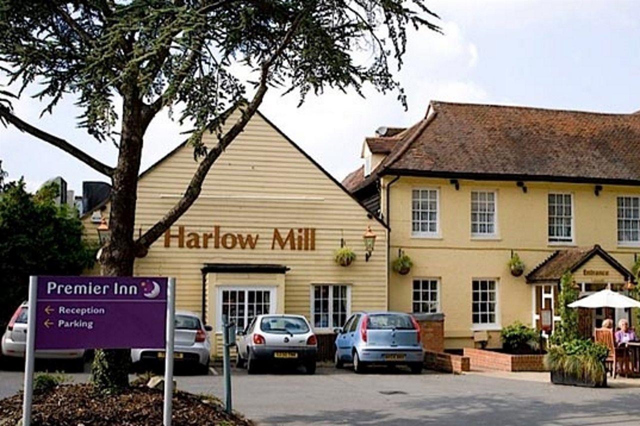 Premier Inn הארלו מראה חיצוני תמונה